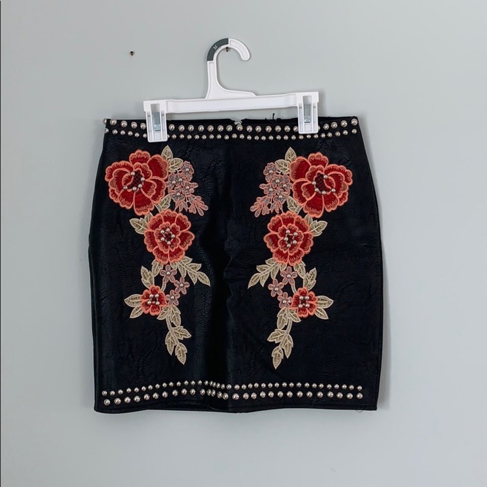Romeo + Juliet Couture skirt